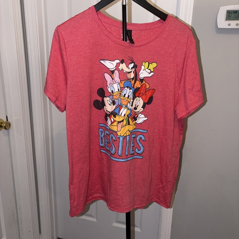 Mickey Mouse The Sensational Six Graphic Tee Disney & Friend Size XL Gildan Soft
